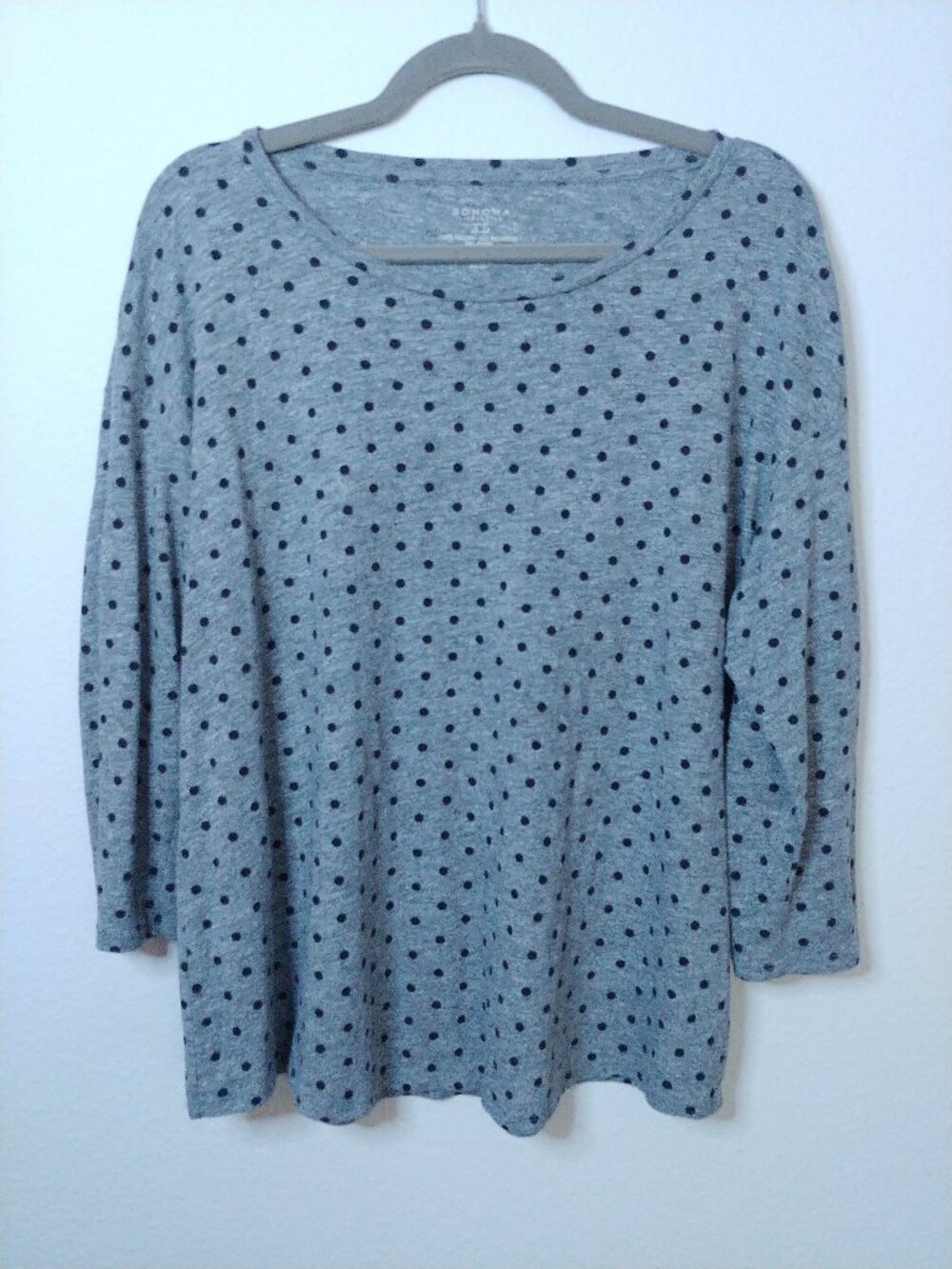 Sonoma Gray and Black Polka Dot 3/4 Sleeve Casual Tee